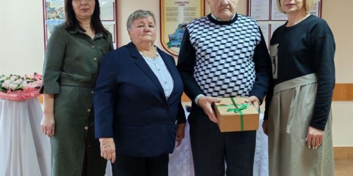 Изумруд на двоих. Супруги Антон Антонович и Янина Станиславовна Адамонис из Пелесы отпраздновали 55-летний юбилей совместной жизни в Больтишском сельисполкоме