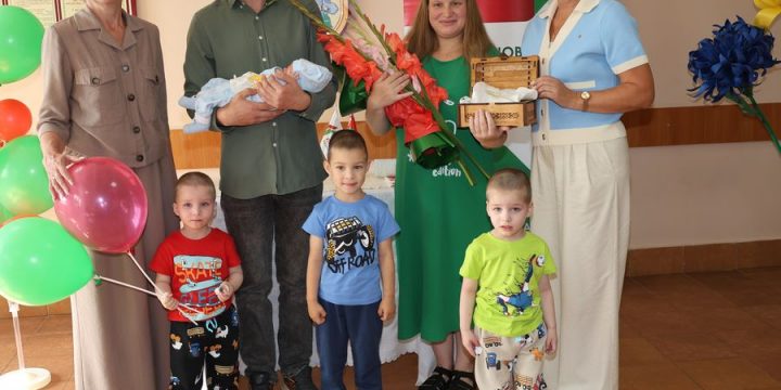 “Бацькава кашуля” для маленького Степана из агрогородка Больтишки